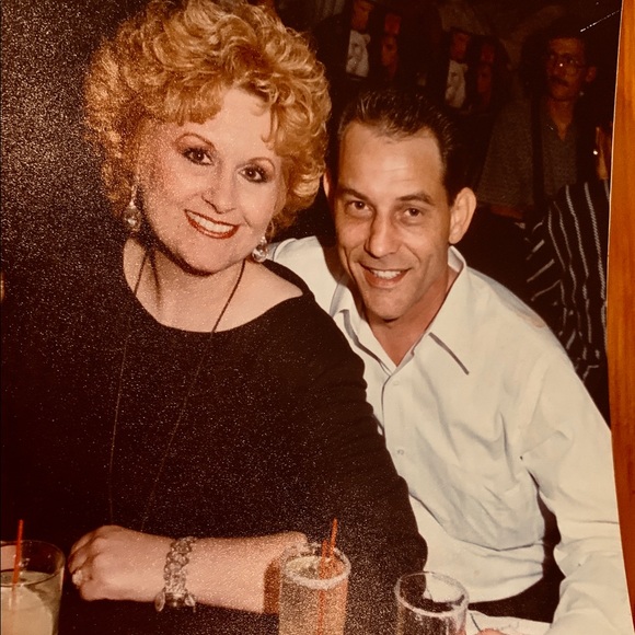 Meet your Posher, Lana - Picture 3 of 16